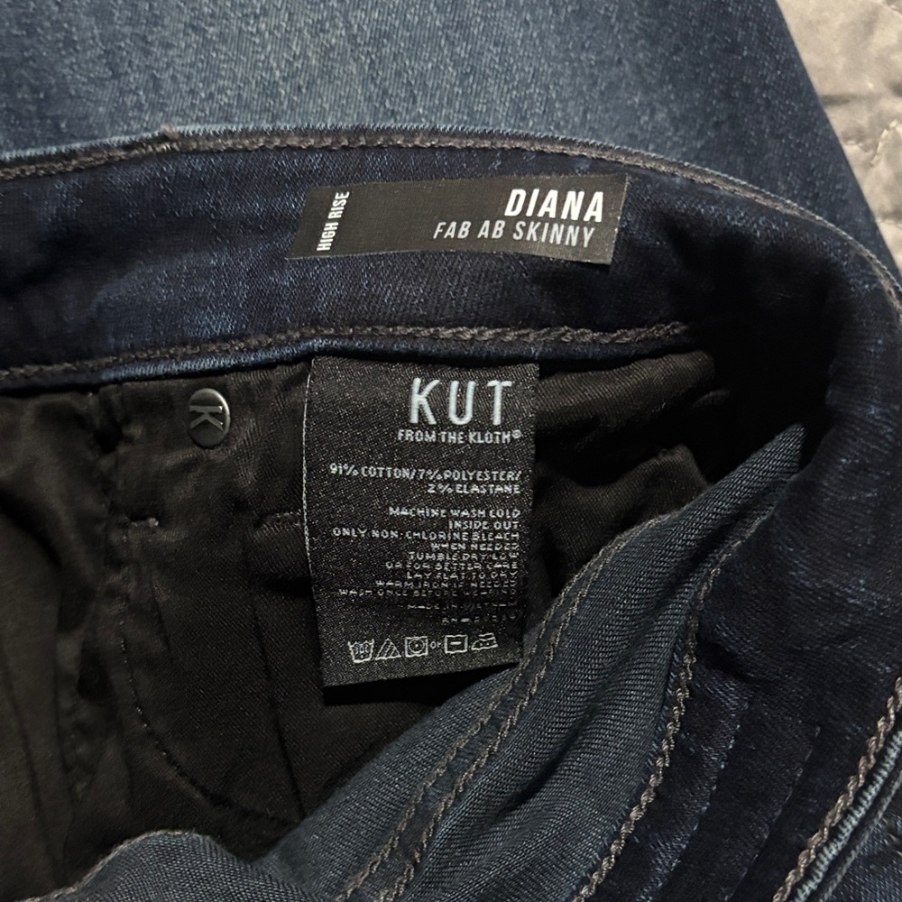 ✨ NWT Kut from the Kloth Indigo Denim Jeans — Size 0 ✨ - Picture 6 of 6